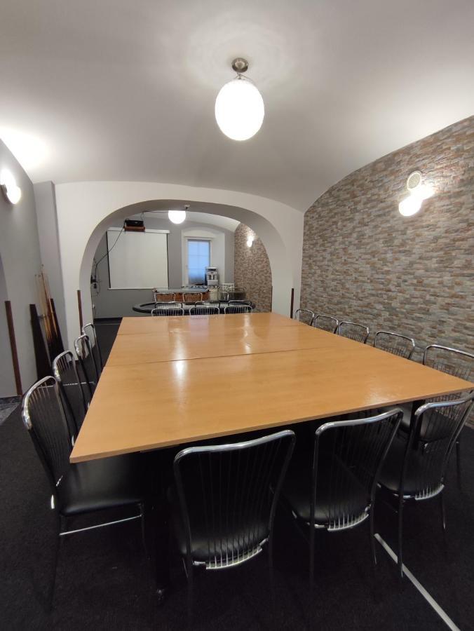 Hotel Bohemia Excellent Klášterec nad Ohří Buitenkant foto