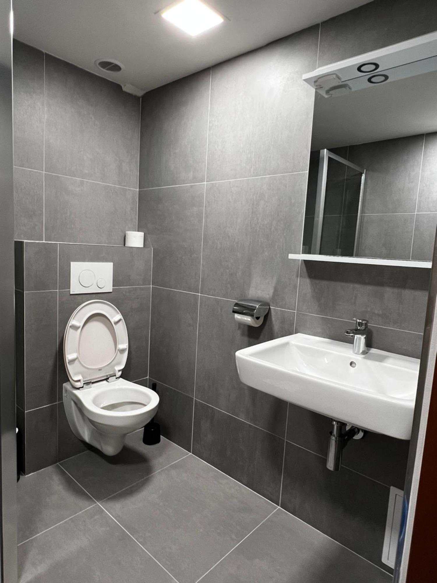 Hotel Bohemia Excellent Klášterec nad Ohří Buitenkant foto